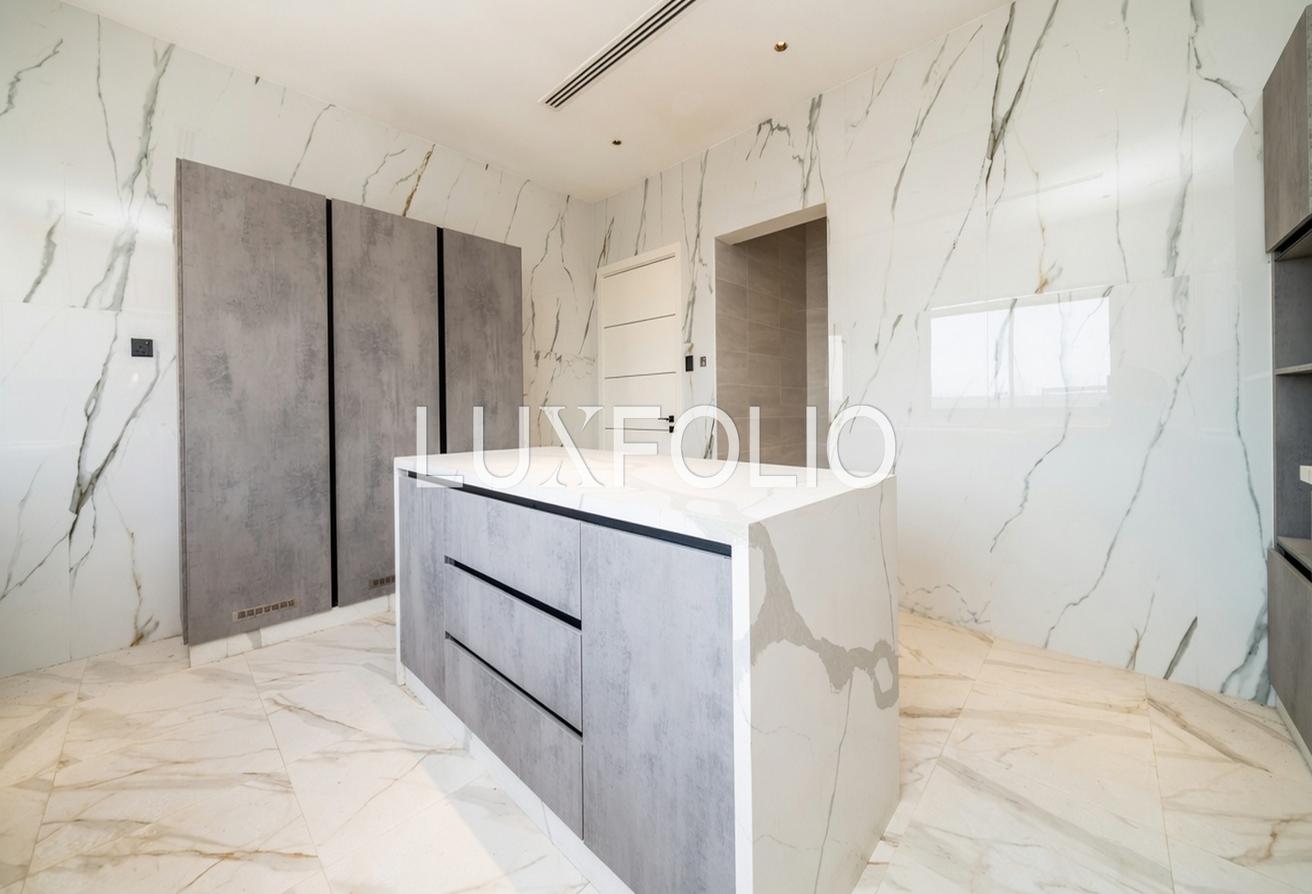 Corner Plot | Custom Build | Vacant Now photo 6