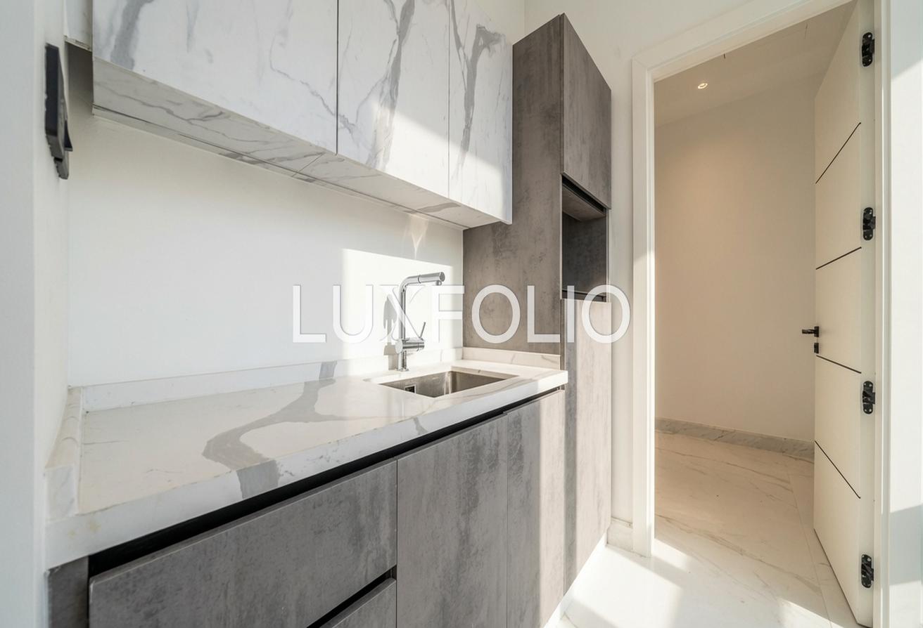 Corner Plot | Custom Build | Vacant Now photo 18
