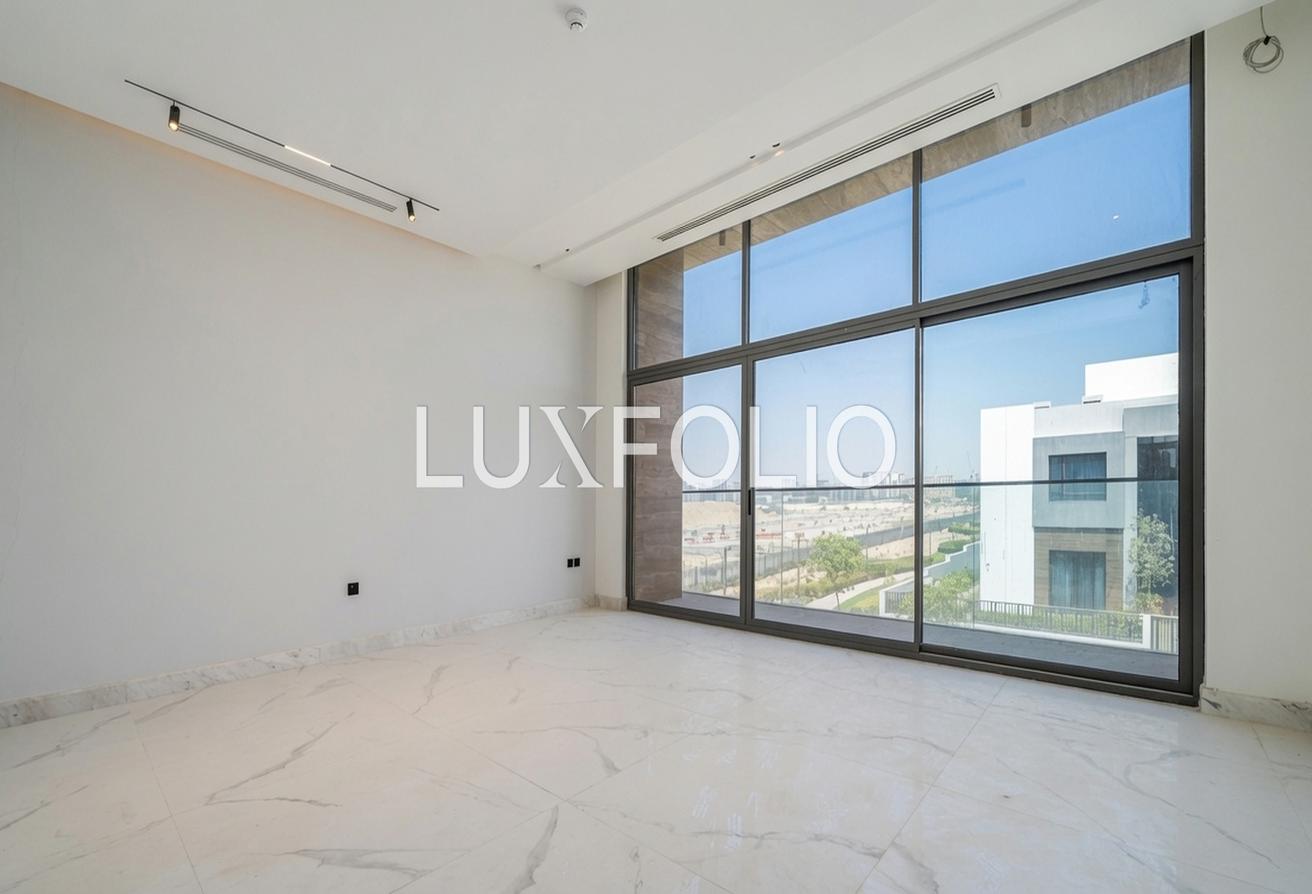 Corner Plot | Custom Build | Vacant Now photo 14