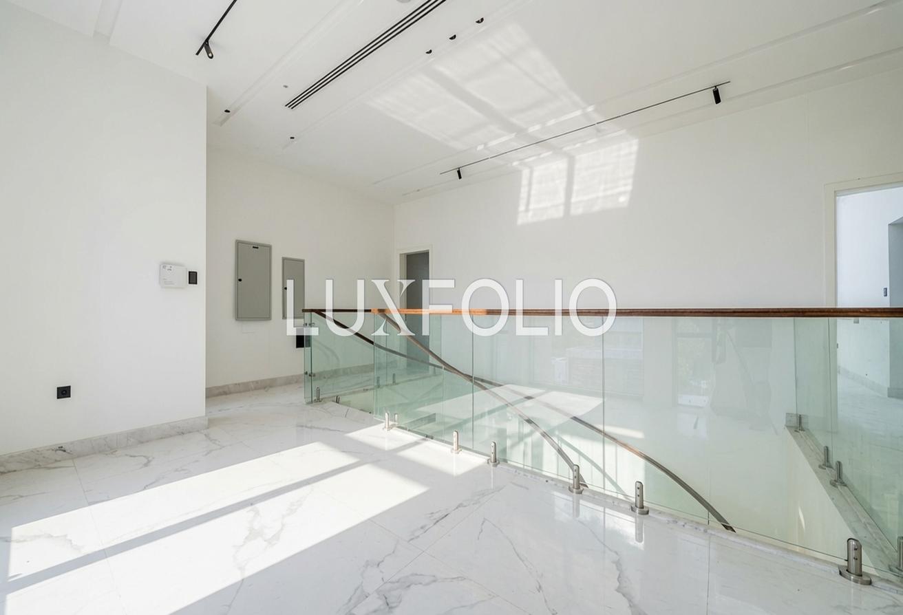 Corner Plot | Custom Build | Vacant Now photo 10