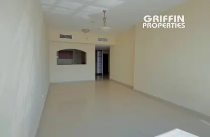 Apartment - 1 Bedroom - 2 Bathrooms for rent in Lake Point Tower - JLT Cluster N - Jumeirah Lake Towers - Dubai