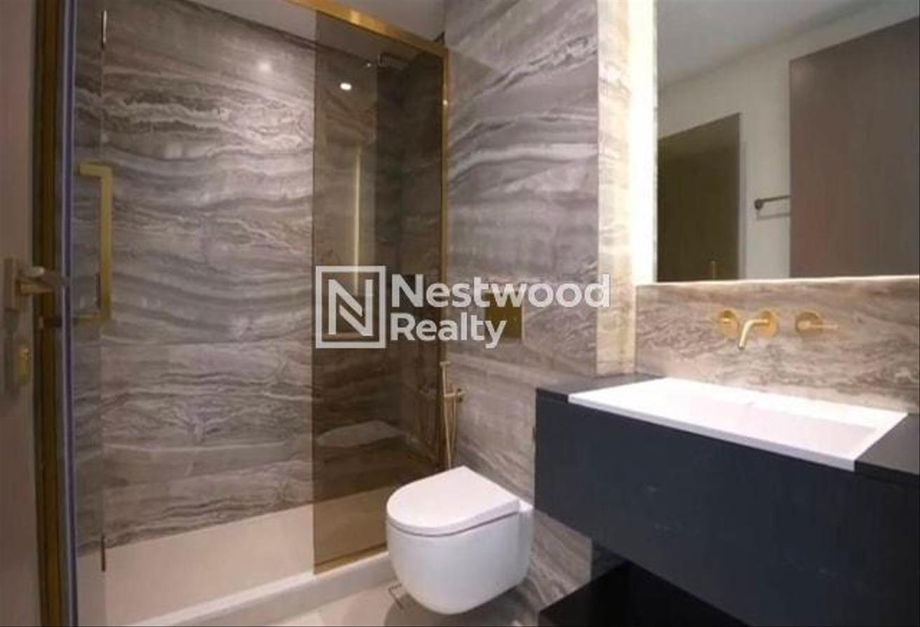 Ready to Move in | Brand New | Prime Location photo 11