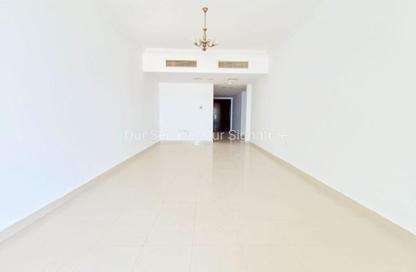 Apartment - 3 Bedrooms - 4 Bathrooms for rent in New Al Taawun Road - Al Taawun - Sharjah