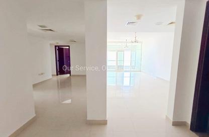 Apartment - 3 Bedrooms - 4 Bathrooms for rent in New Al Taawun Road - Al Taawun - Sharjah Apartment - 3 Bedrooms - 4 Bathrooms for rent in New Al Taawun Road - Al Taawun - Sharjah