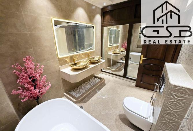 81948717 - Property Image 2