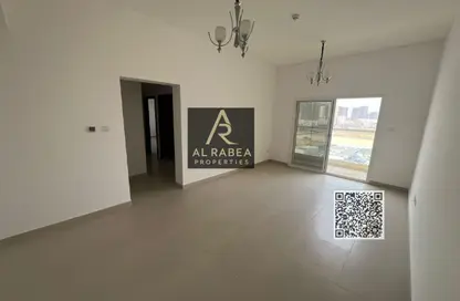 شقة - 2 غرف نوم - 3 حمامات للايجار في قرية الاميرة - الياسمين - عجمان