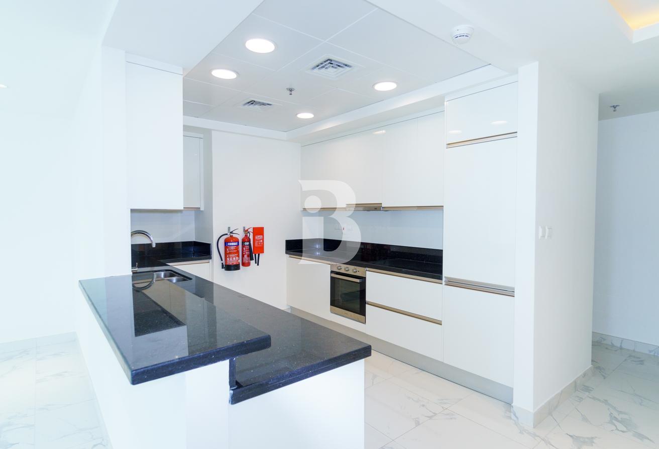 Luxury 3BR+Maid |Noora Tower |Canal View |Vacant photo 7