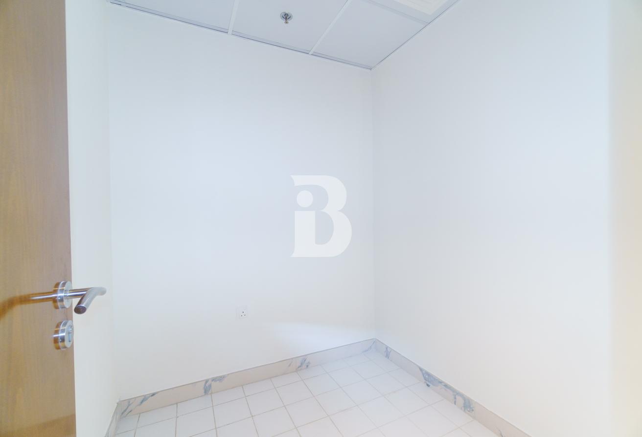 Luxury 3BR+Maid |Noora Tower |Canal View |Vacant photo 11
