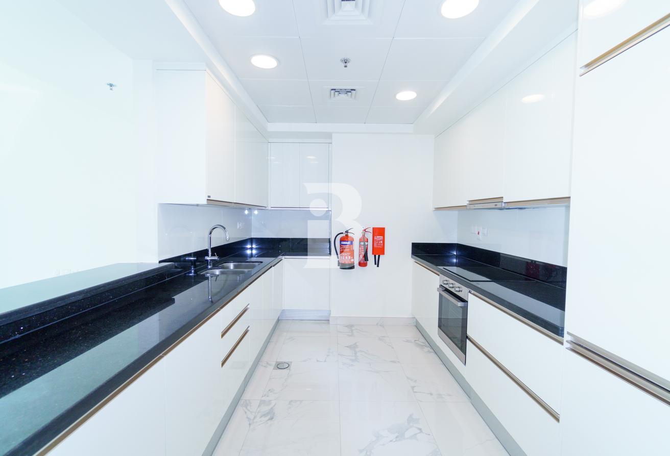 Luxury 3BR+Maid |Noora Tower |Canal View |Vacant photo 9
