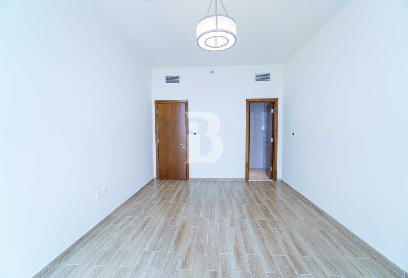Luxury 3BR+Maid |Noora Tower |Canal View |Vacant photo 18