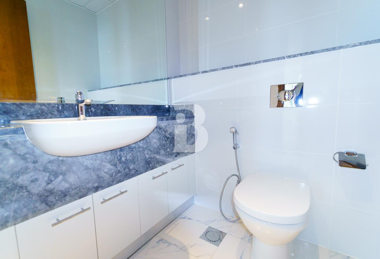 Luxury 3BR+Maid |Noora Tower |Canal View |Vacant photo 10