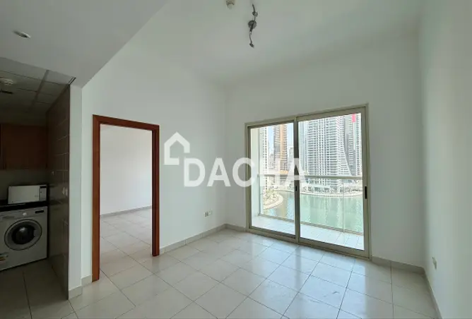 156912300 - Property Image 3