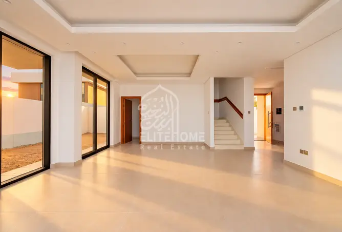 167000425 - Property Image 2