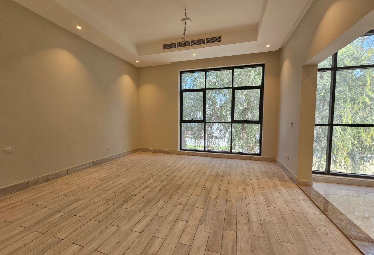 Modern brand new 5BR | Garden photo 3