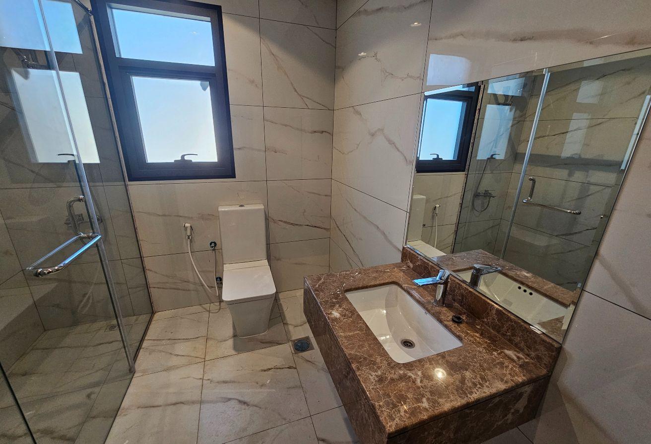 Modern brand new 5BR | Garden photo 14