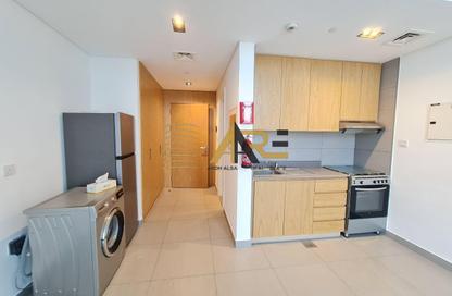 Apartment - Studio - 1 Bathroom for rent in Al Mamsha - Muwaileh - Sharjah