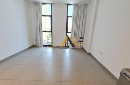Apartment - Studio - 1 Bathroom for rent in Al Mamsha - Muwaileh - Sharjah