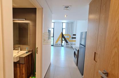 Apartment - Studio - 1 Bathroom for rent in Al Mamsha - Muwaileh - Sharjah