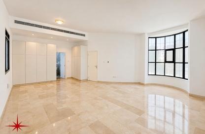 Villa - 5 Bedrooms - 5 Bathrooms for rent in Jumeirah Beach Complex - Jumeirah 1 - Jumeirah - Dubai Villa - 5 Bedrooms - 5 Bathrooms for rent in Jumeirah Beach Complex - Jumeirah 1 - Jumeirah - Dubai