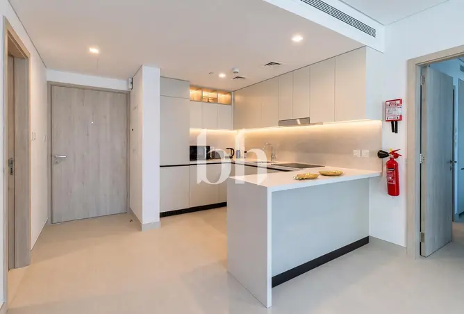 155584000 - Property Image 3