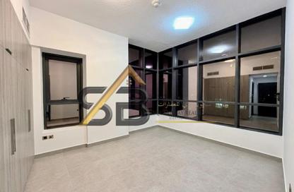 Apartment - 2 - 3 for rent in Iltemas Residence - Jumeirah Garden City - Al Satwa - Dubai