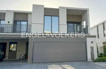 Townhouse - 4 Bedrooms - 6 Bathrooms for rent in Aura Gardens - Tilal Al Ghaf - Dubai