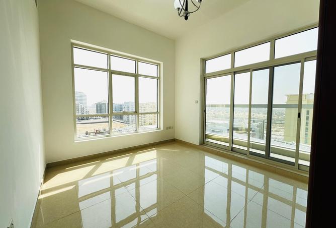120178011 - Property Image 2