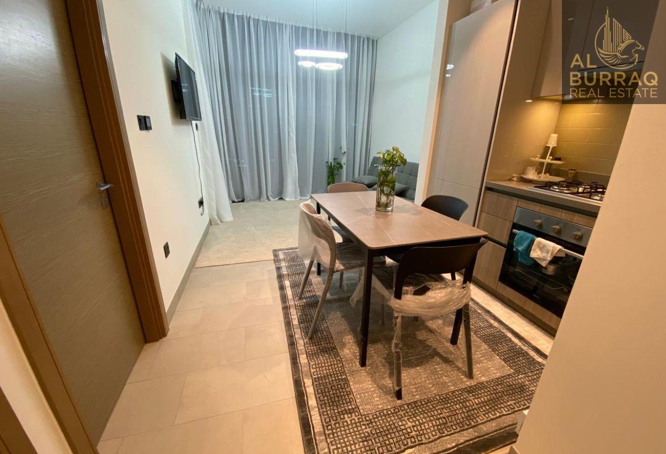 Stunning Luxury | Fully Furnished | Skyline View photo 4