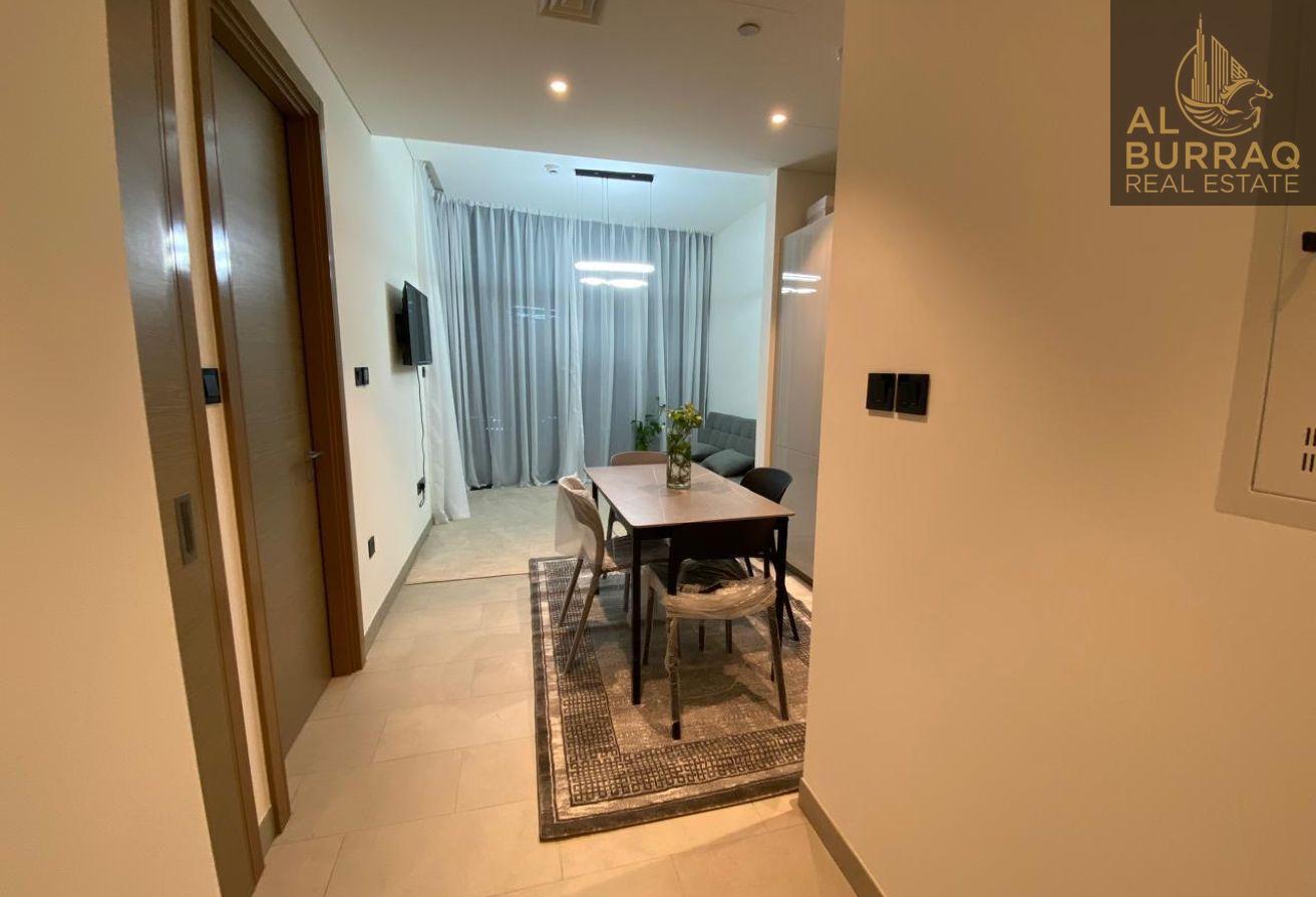 Stunning Luxury | Fully Furnished | Skyline View photo 5