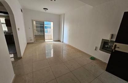 Apartment - 2 Bedrooms - 2 Bathrooms for rent in New Al Taawun Road - Al Taawun - Sharjah