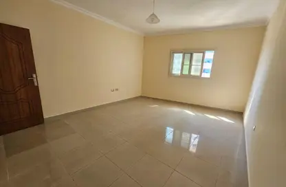 شقة - 2 غرف نوم - 2 حمامات للايجار في الند - القاسمية - الشارقة