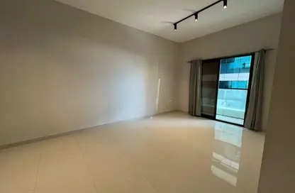 Apartment - 2 Bedrooms - 2 Bathrooms for rent in Gulfa Towers - Al Rashidiya 1 - Al Rashidiya - Ajman