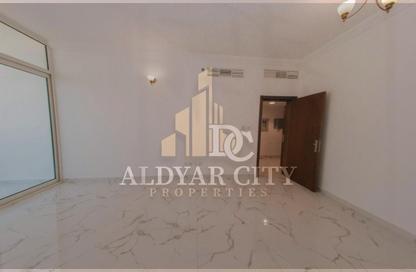 Apartment - 2 Bedrooms - 3 Bathrooms for sale in Oasis Tower - Al Rashidiya 1 - Al Rashidiya - Ajman