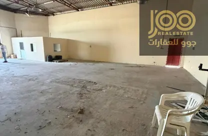 مستودع - استوديو - 1 حمام للايجار في أم الثعوب - أم القيوين