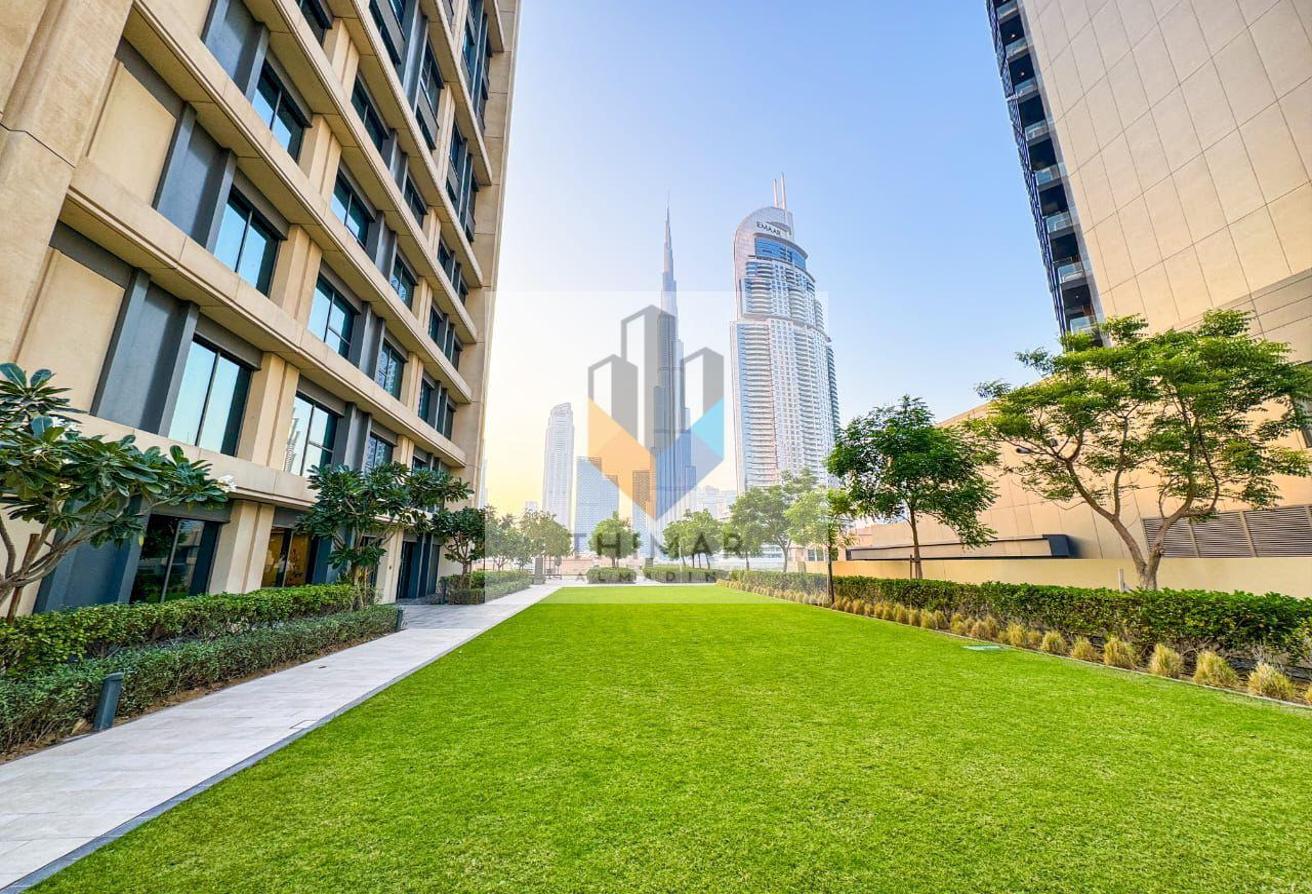 Burj Views | High Floor | Fully Furnished photo 16
