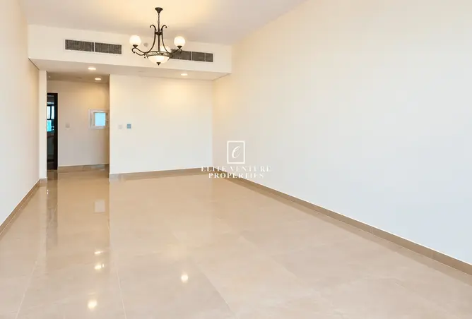 165577977 - Property Image 3