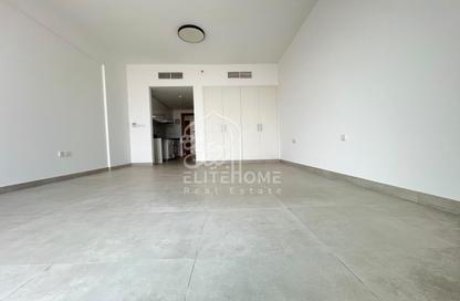 Apartment - Studio - 1 for rent in Areej Apartments - Aljada - Sharjah Apartment - Studio - 1 for rent in Areej Apartments - Aljada - Sharjah
