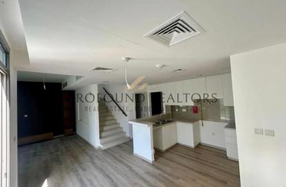Townhouse - 3 - 4 for rent in Noor Townhouses - Town Square - Dubai