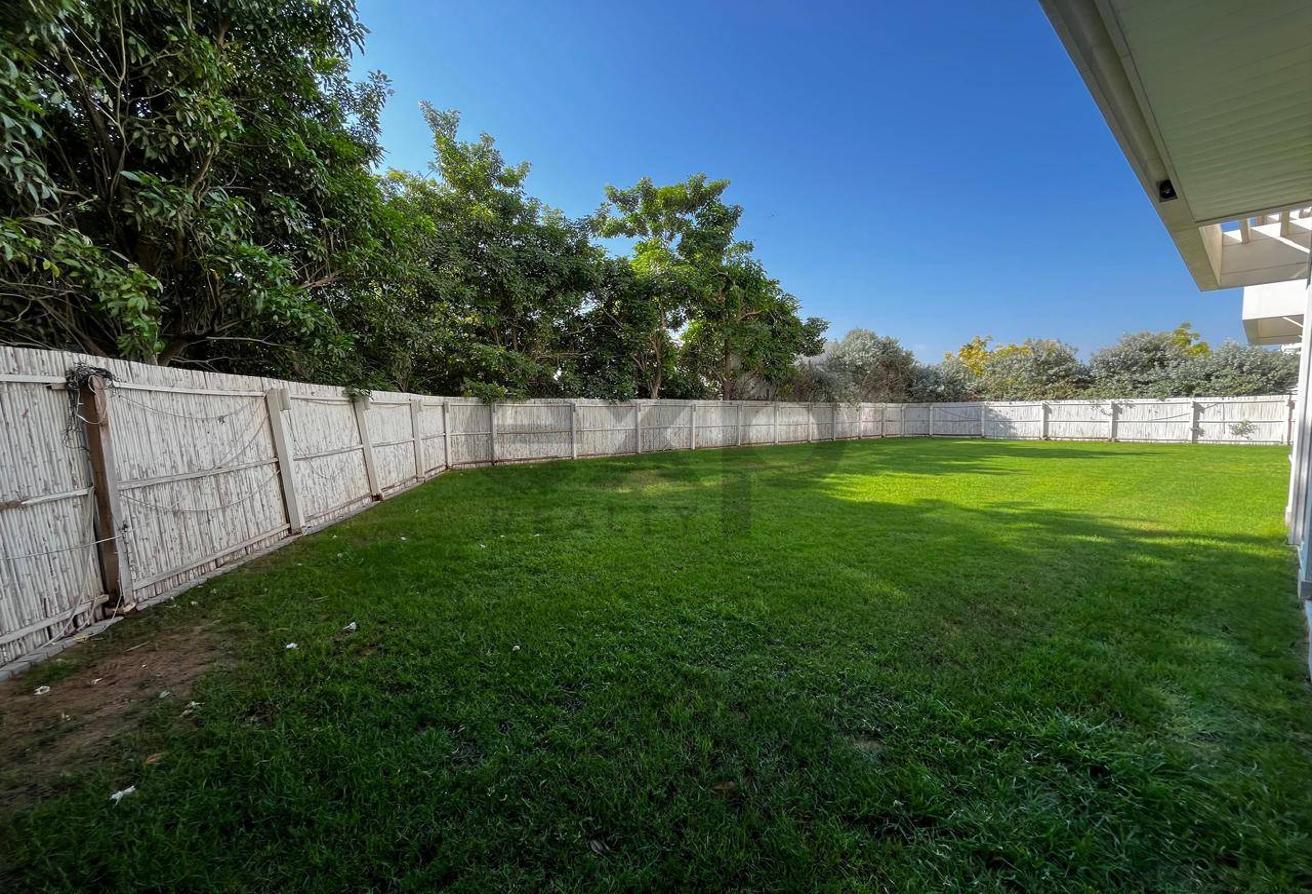 Large 3 Bedrooms | Rare | Private Garden photo 17