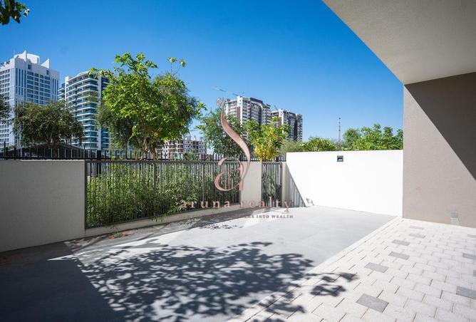 136559870 - Property Main Image
