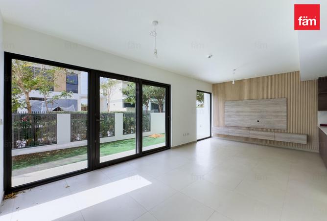 54930825 - صورة العقار 3