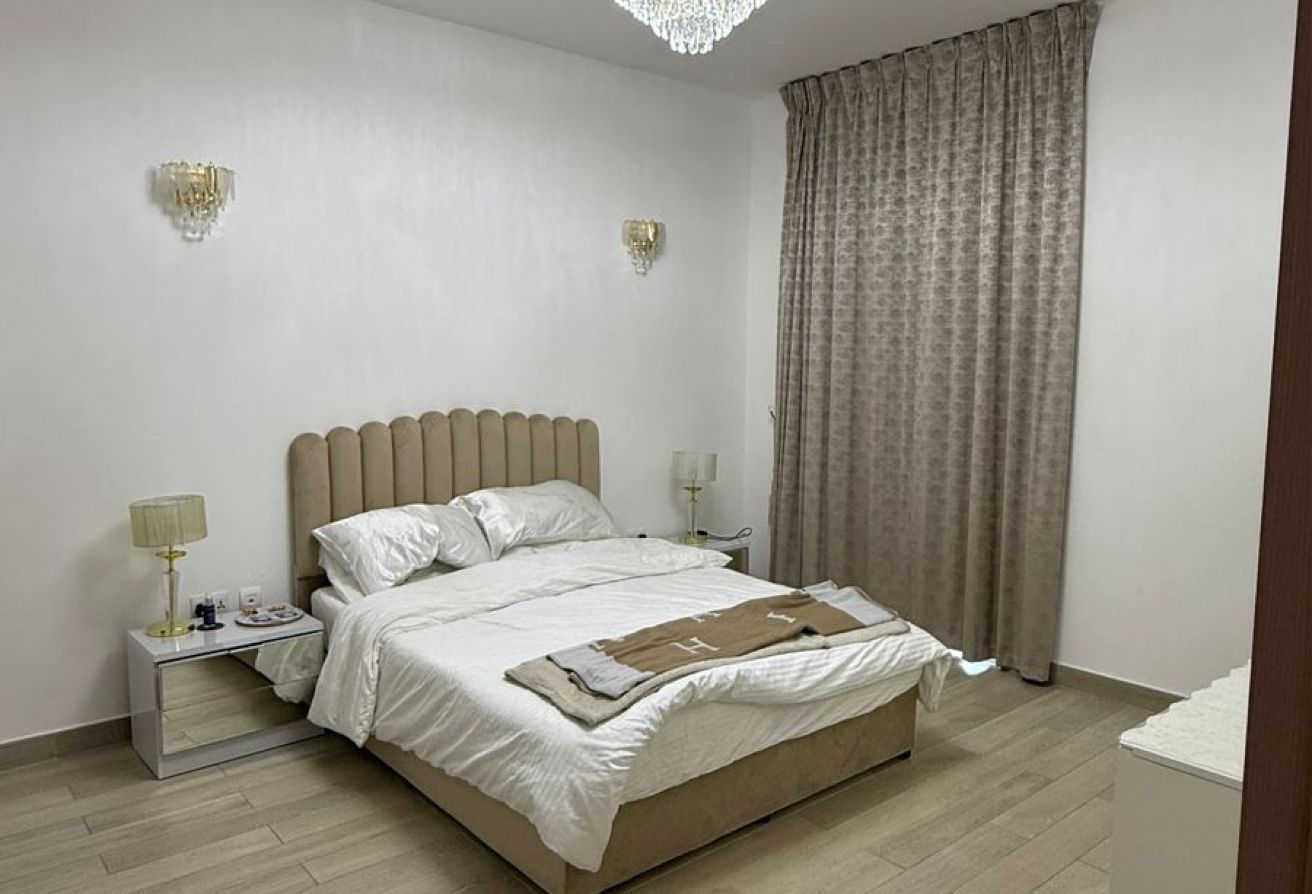 Full Canal View | High Floor | Furnished Apt
