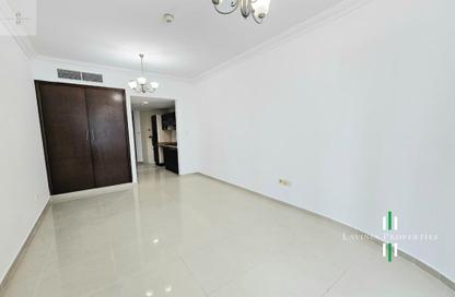 Apartment - Studio - 1 for rent in Ontario Tower - Business Bay - Dubai