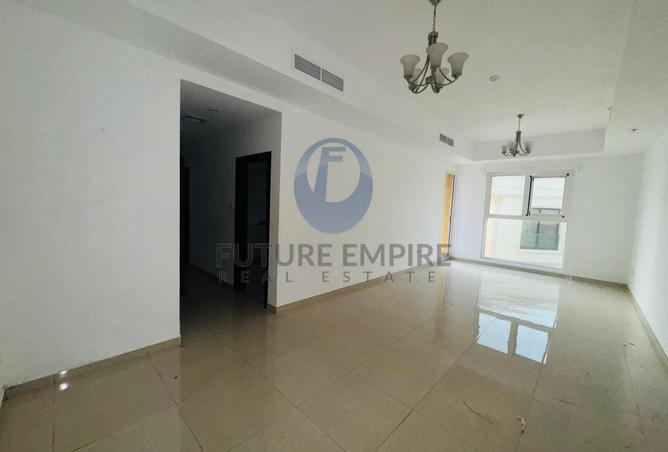 73158086 - Property Image 2