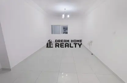 Apartment - Studio - 1 Bathroom for rent in Al Khan 9 building - Al Khan - Sharjah