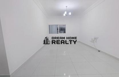 Apartment - Studio - 1 Bathroom for rent in Al Khan 9 building - Al Khan - Sharjah