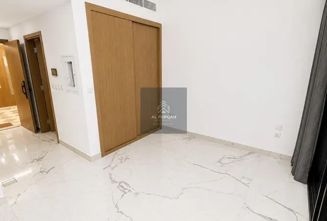 103708041 - Property Image 2