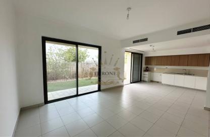 Villa - 4 - 5 for rent in Parkside 3 - Emaar South - Dubai South (Dubai World Central) - Dubai Villa - 4 - 5 for rent in Parkside 3 - Emaar South - Dubai South (Dubai World Central) - Dubai