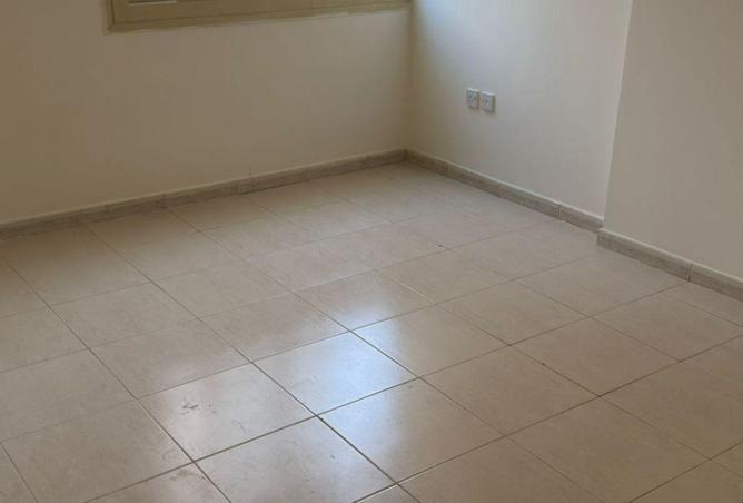 80695850 - Property Main Image