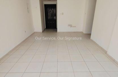 Apartment - 1 Bedroom - 2 Bathrooms for rent in New Al Taawun Road - Al Taawun - Sharjah